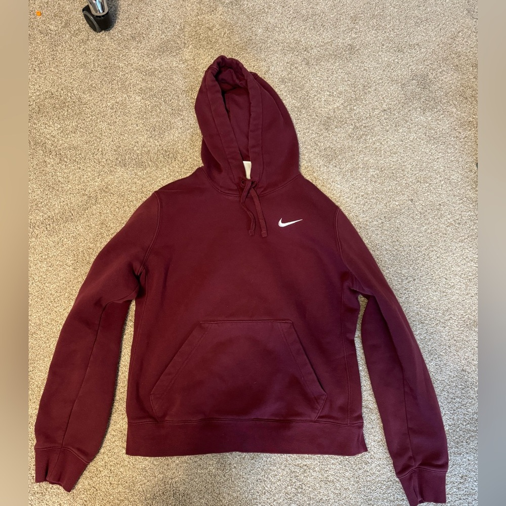 Nike women’s hoodie